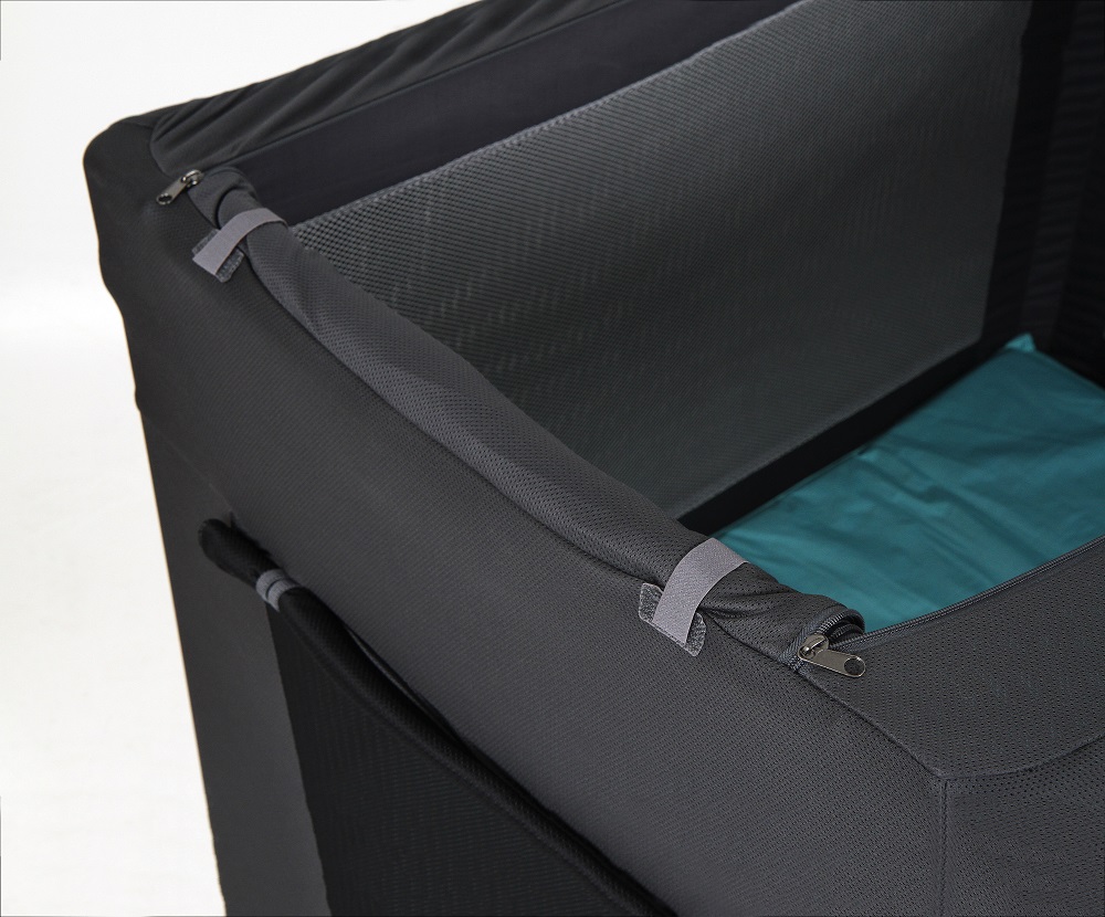Pimenduskardin Reisivoodile - LittleLife Travel Cot Blackout