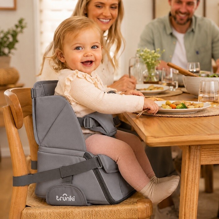 Laste kaasaskantav söögitool Trunki Dining Booster Grey